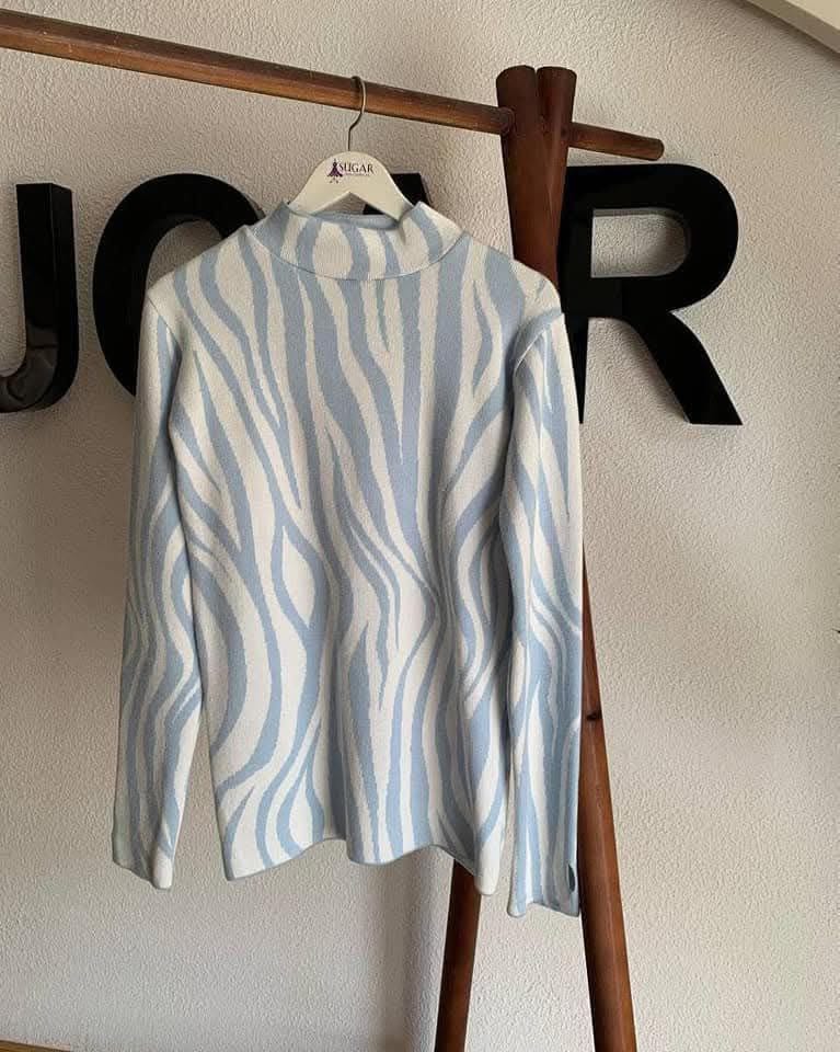 Women's Zebra Print Basic Shirt